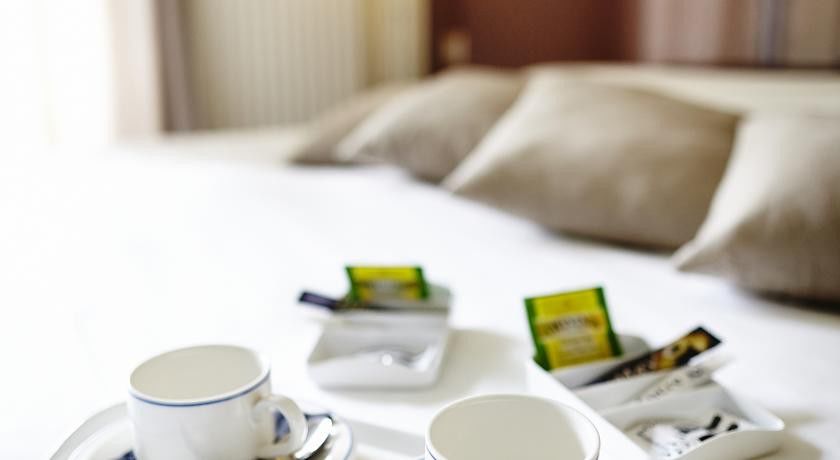 Hotel Du Golf Saint-Laurent Ploemel Экстерьер фото