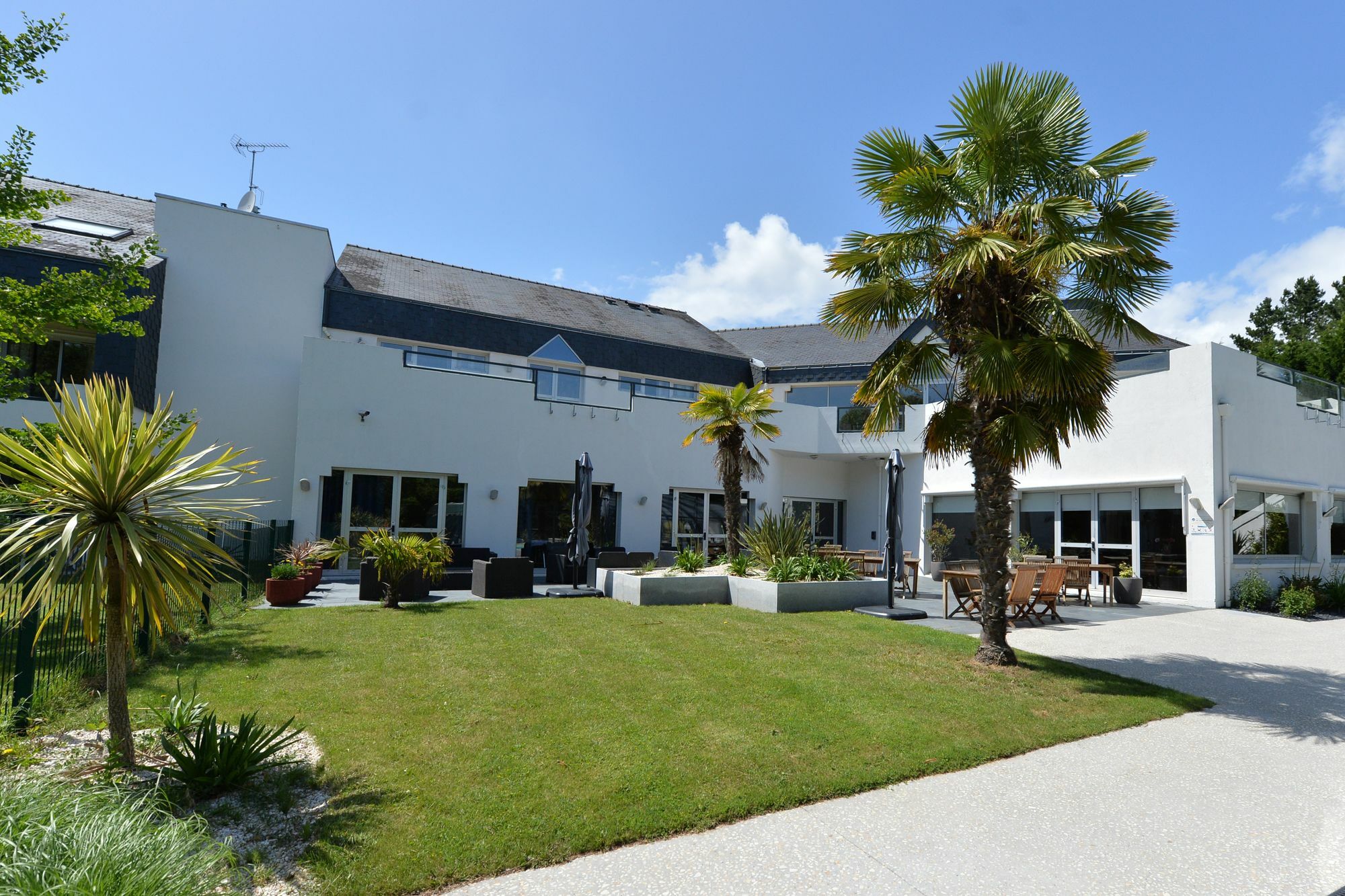 Hotel Du Golf Saint-Laurent Ploemel Экстерьер фото
